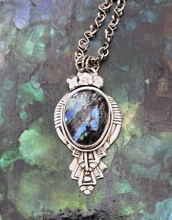 Victorian Grace Pendant Necklace